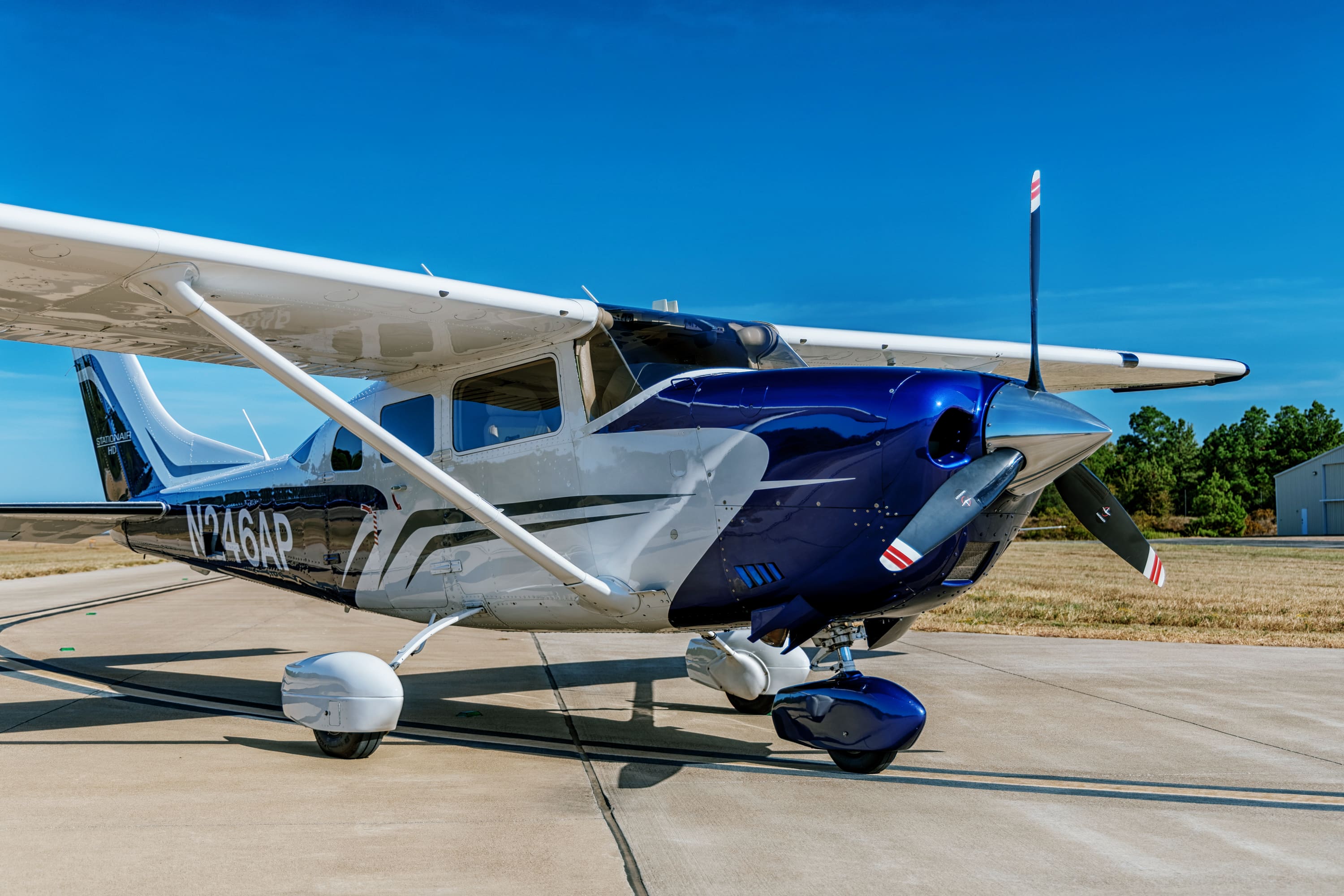 Cessna 182 N97513 sitting on the ramp