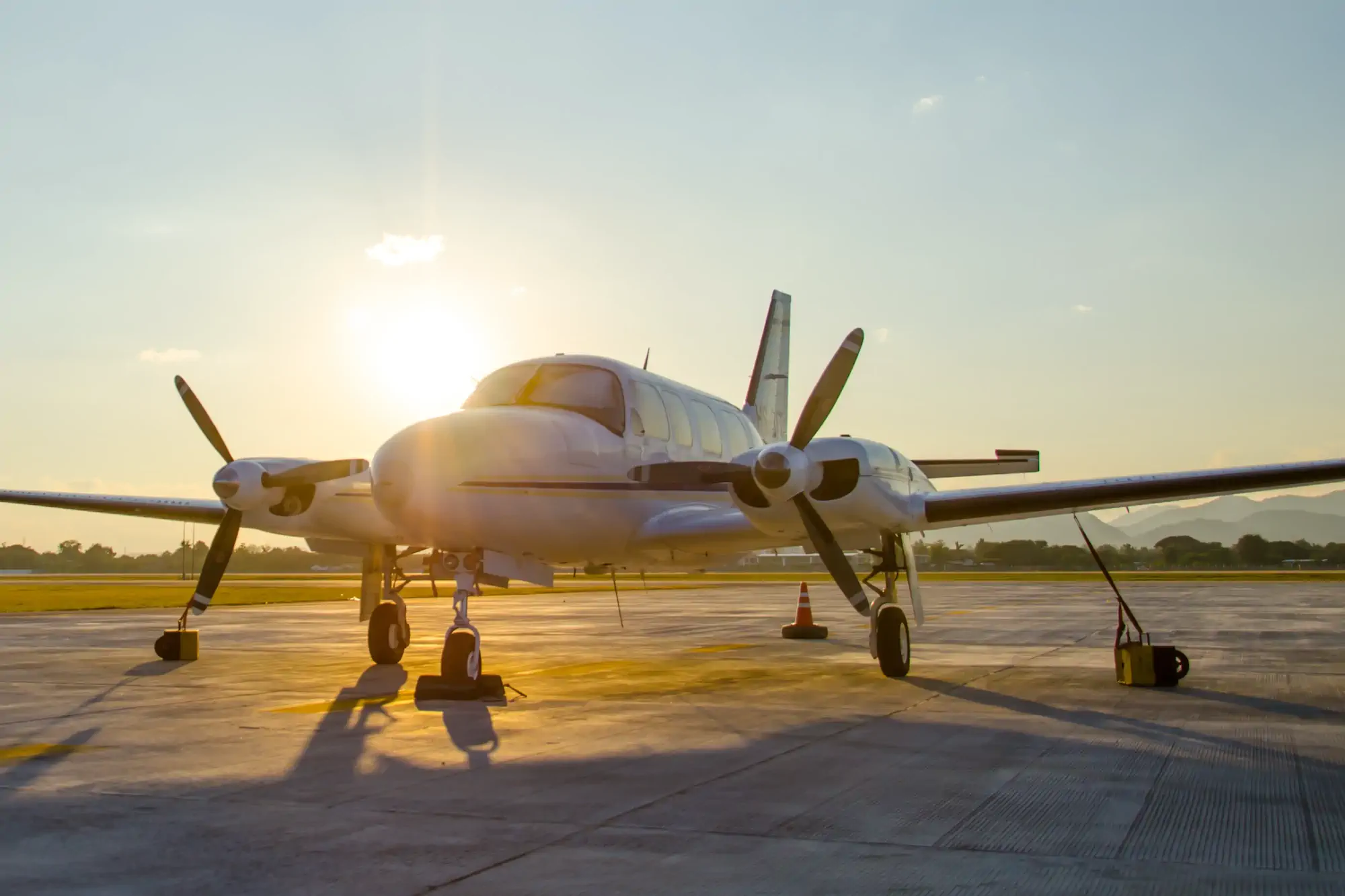 Piper twin on the ramp
