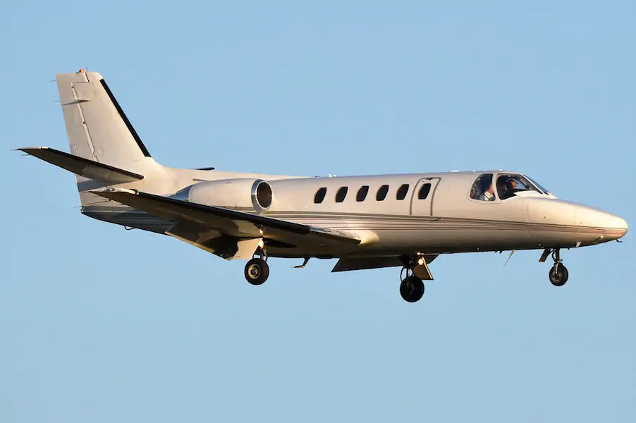 Cessna Citation II on final approach