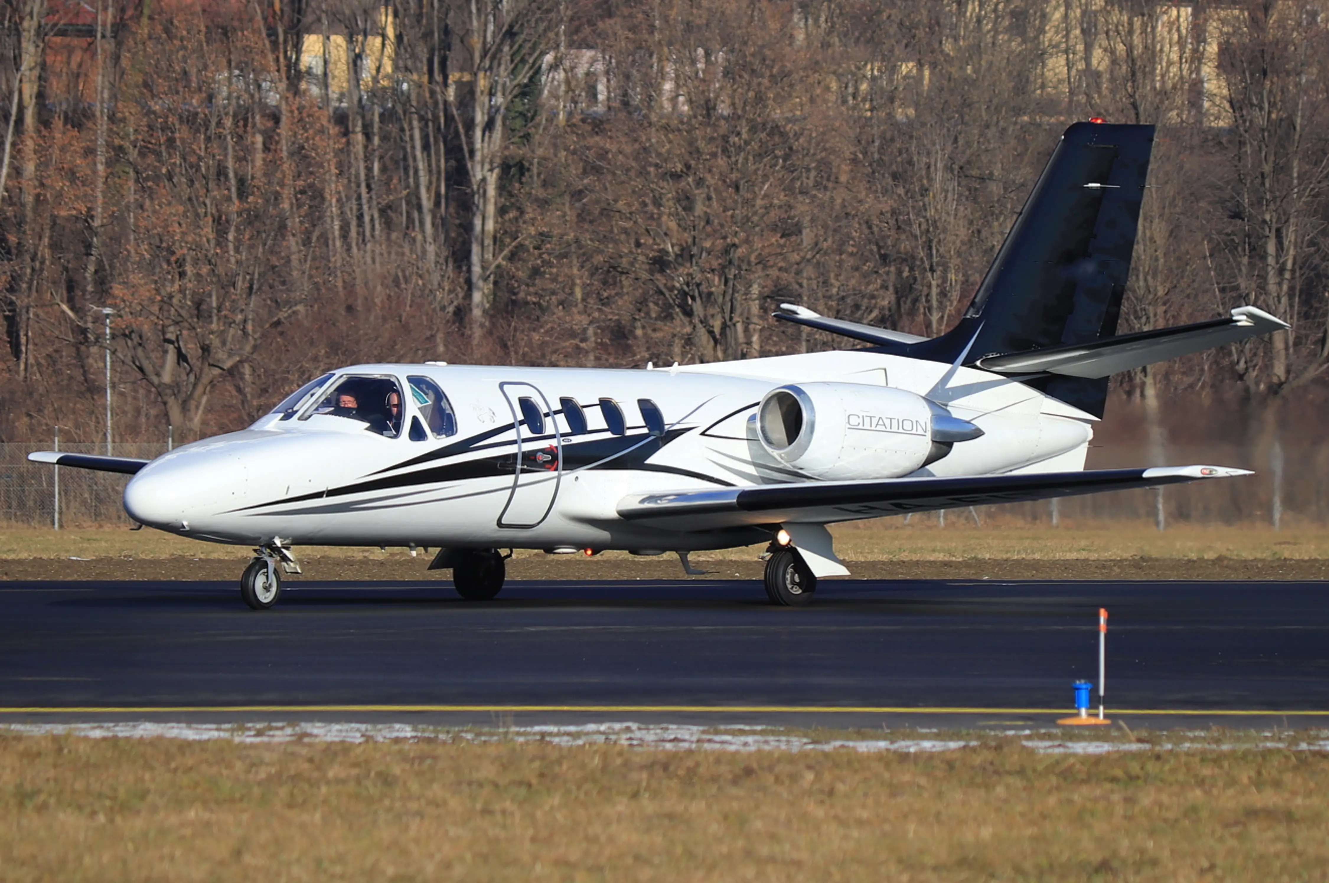 Cessna Citation I taxiing