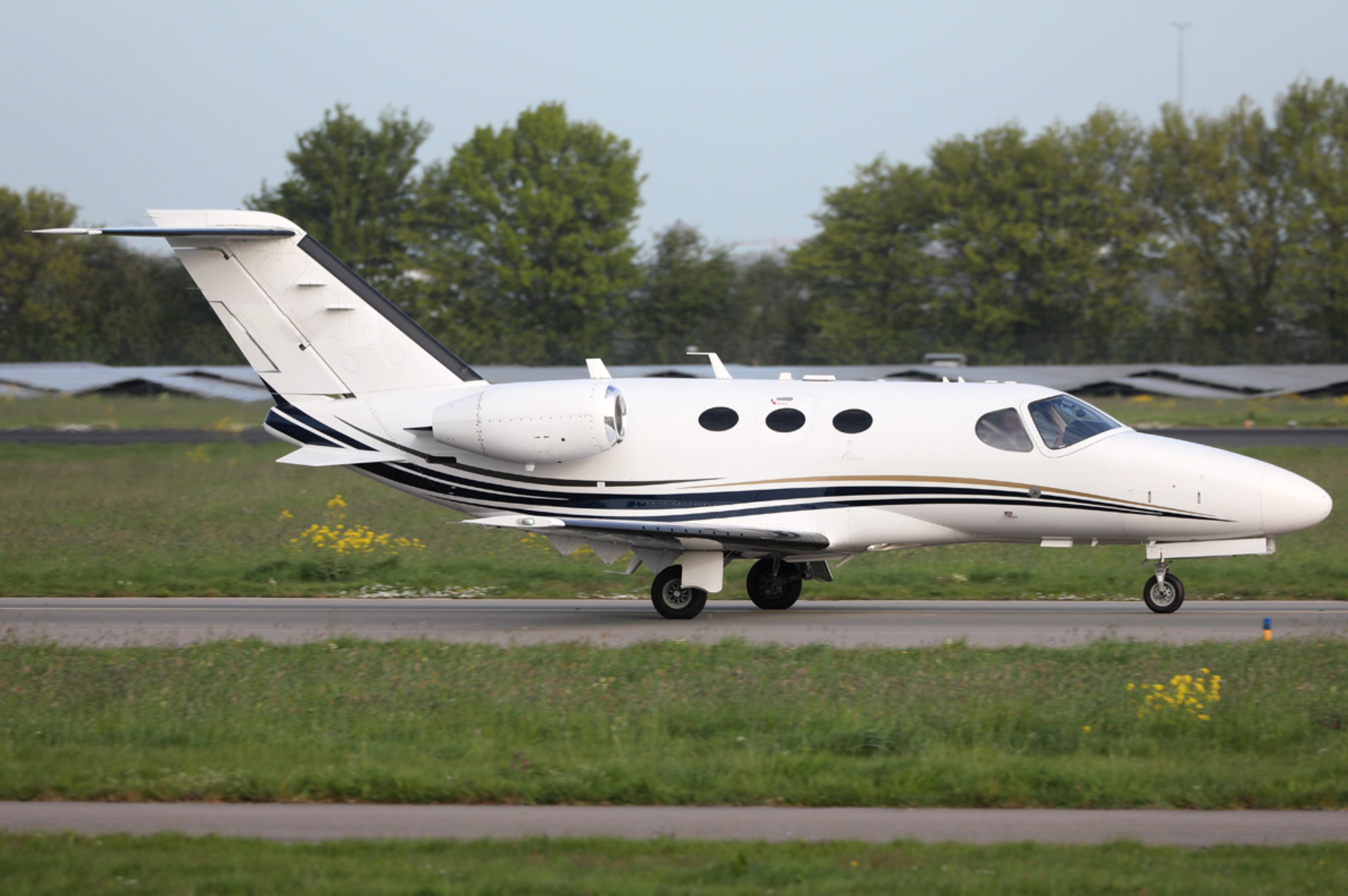 Cessna Citation Mustang taxiing