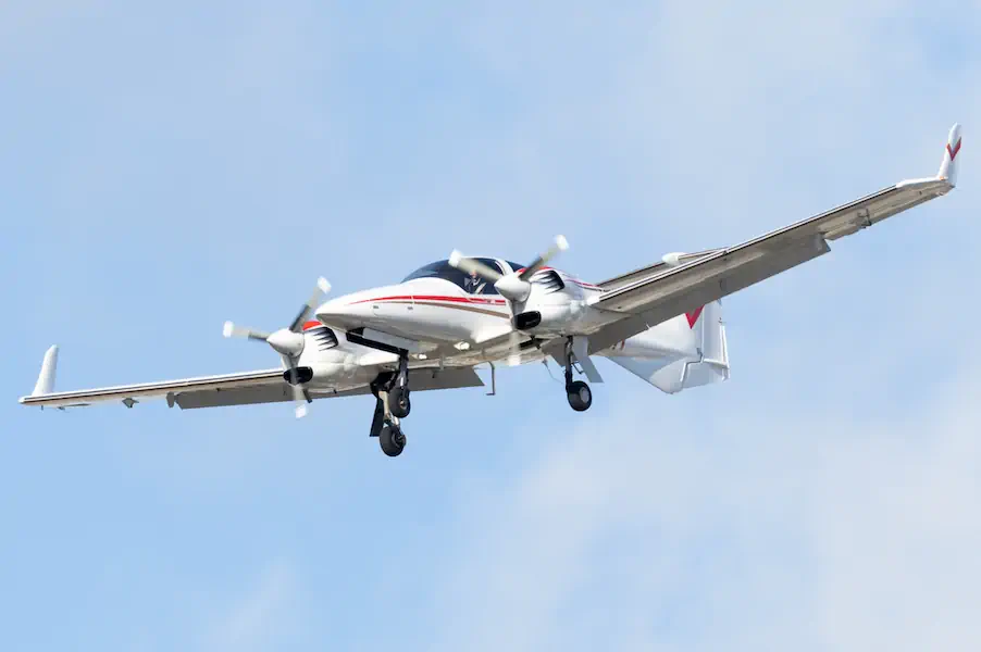 Diamond DA42 on final approach