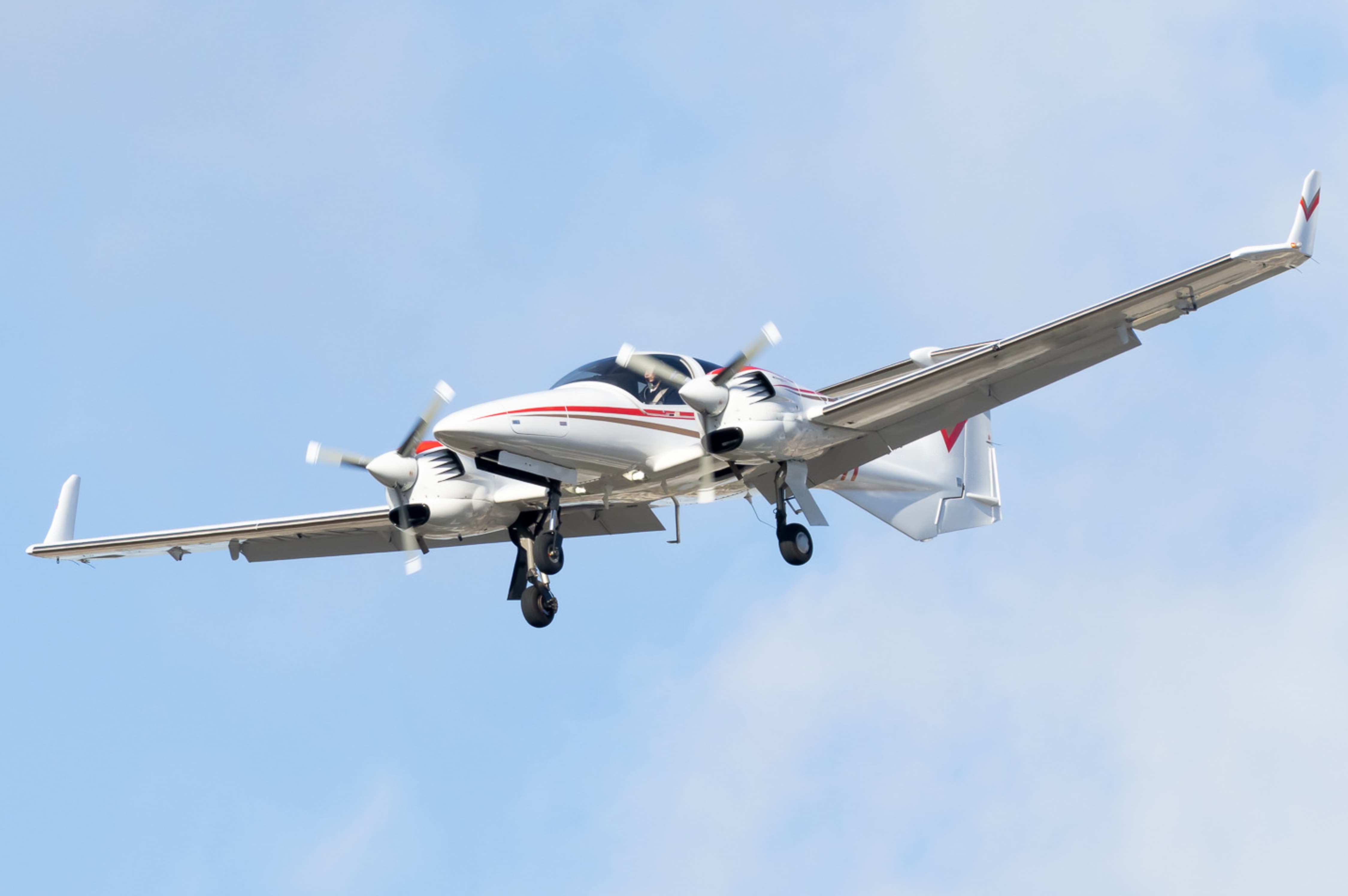 Diamond DA42 on final approach